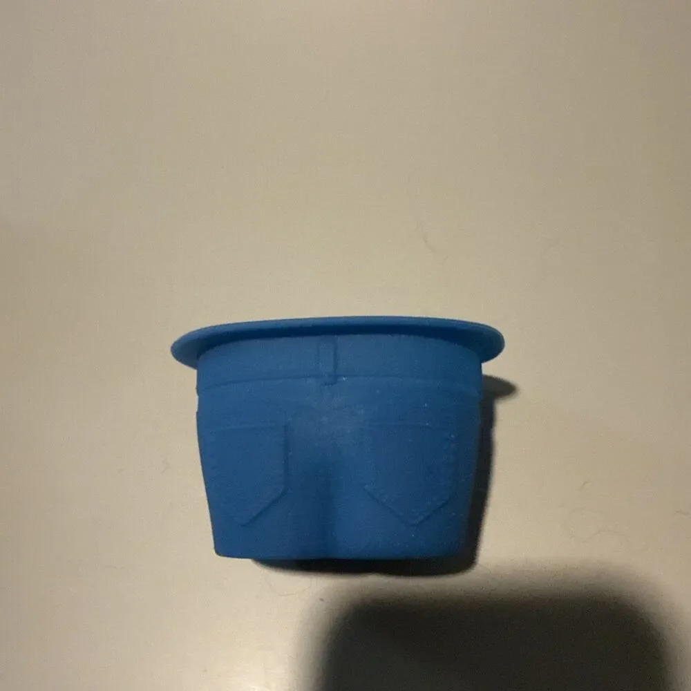 Muffin Top Baking Cups Silicon Molds Blue Jean Pants Dashing Four EA in Orig Bx